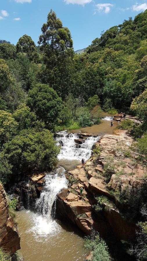 Tegwaan Country Getaway Villa Waterval Boven Bagian luar foto