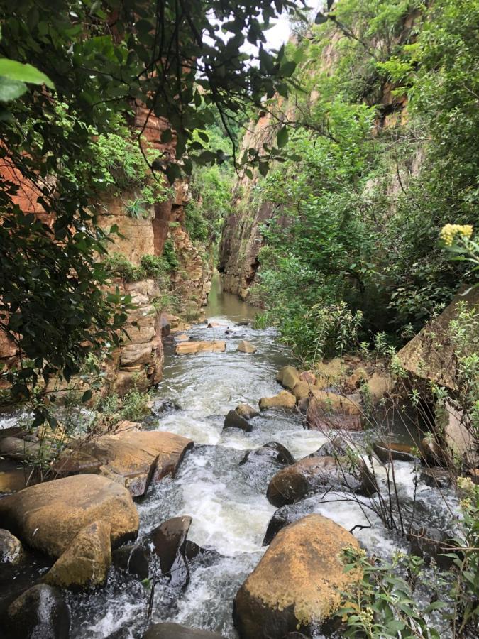 Tegwaan Country Getaway Villa Waterval Boven Bagian luar foto